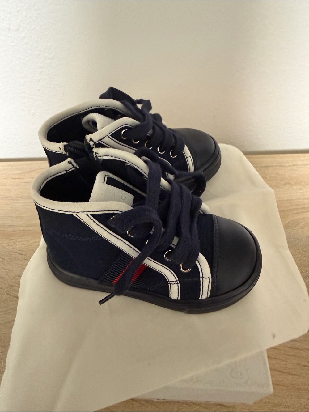 Gucci baby/toddler Navy Blue High-Top Sneakers with White Trim